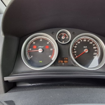 Opel Zafira B 150KM