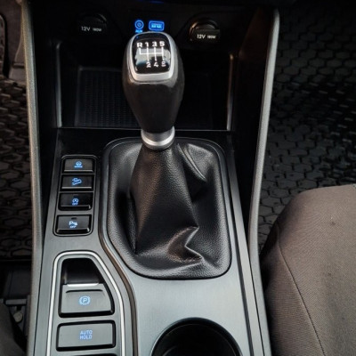 Sprzedam Hyundai Tuscon 1.6 1 Benzyna