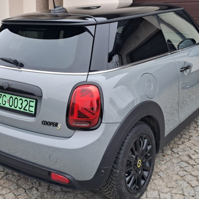 Mini Cooper SE, Elektryk rok 2022, 184KM