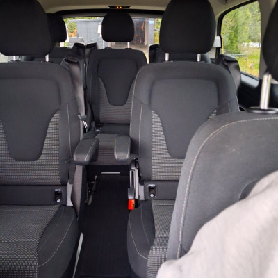 Sprzedam mercedes klasa v250 long 7 osob