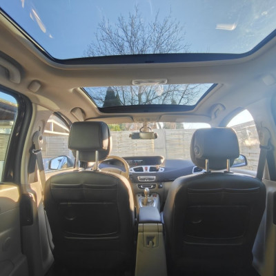 Renault Scenic 1.9 Dci 130 KM, Navi, czujniki