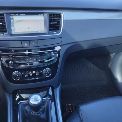 Peugeot 508 2.0 diesel 2017 rok