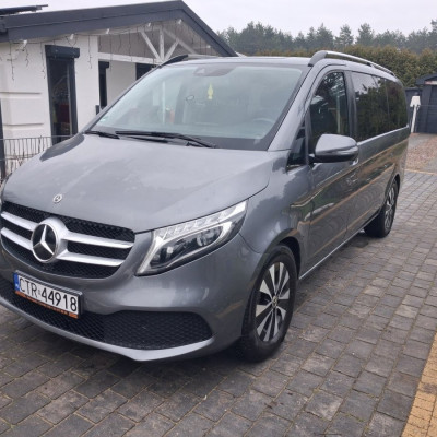 Sprzedam mercedes klasa v250 long 7 osob