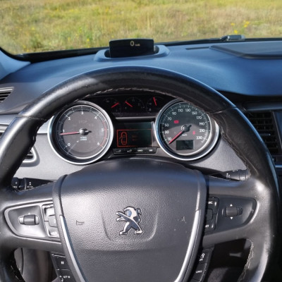 Peugeot 508 2.0 diesel 2017 rok