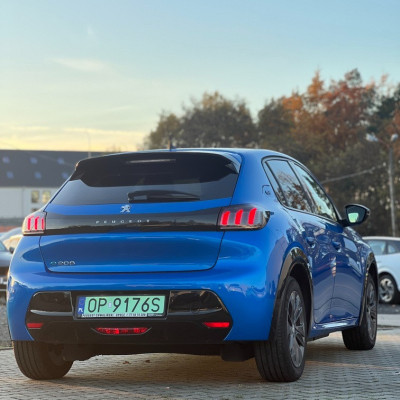 Peugeot 208-e Alure 136KM AT