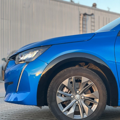 Peugeot 208-e Alure 136KM AT