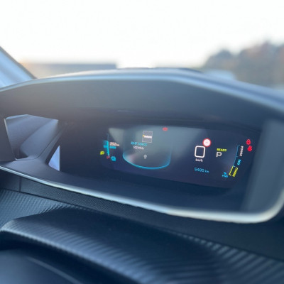 Peugeot 208-e Alure 136KM AT