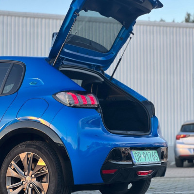 Peugeot 208-e Alure 136KM AT