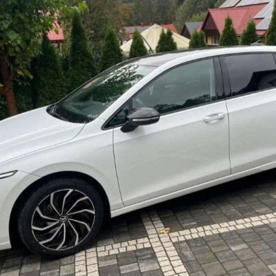 Volkswagen Golf 8 Mild Hybrid – automa