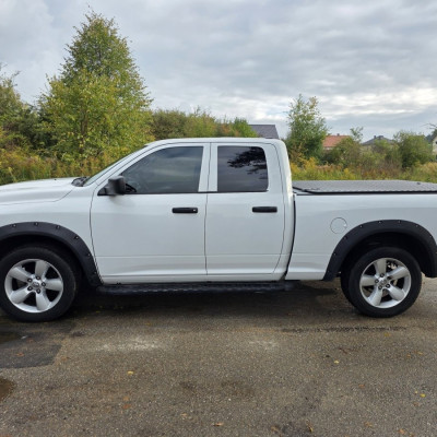Dodge ram 1500 4x4 5.7 hemi LPG 2016r.