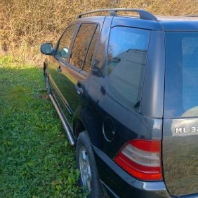mercedes benz ML 320
