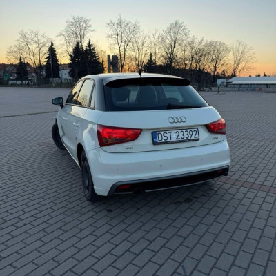 Audi A1 Sportback 1.2 TFSI 86 KM | 2012