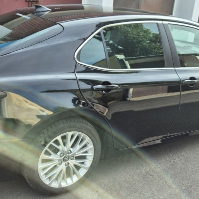 Toyota Camry 2.5 HYBRID PRESTIGE