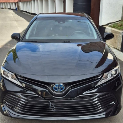 Toyota Camry 2.5 HYBRID PRESTIGE
