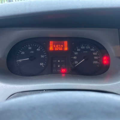 Renault trafic brygadowy 6 Cio osobowy