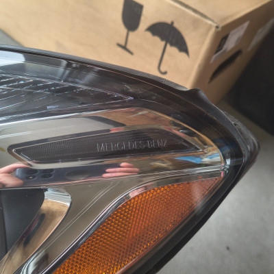 Lampa lewa Mercedes Gla oryginał + praw