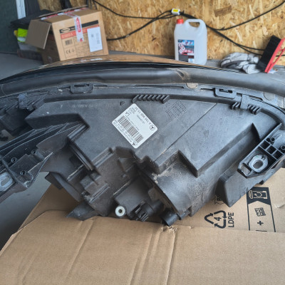 Lampa lewa Mercedes Gla oryginał + praw