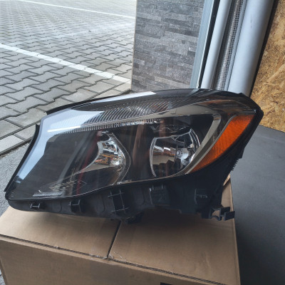 Lampa lewa Mercedes Gla oryginał + praw