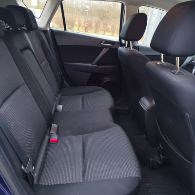 Mazda 3 II BL 2012 1.6 105KM (77kW)