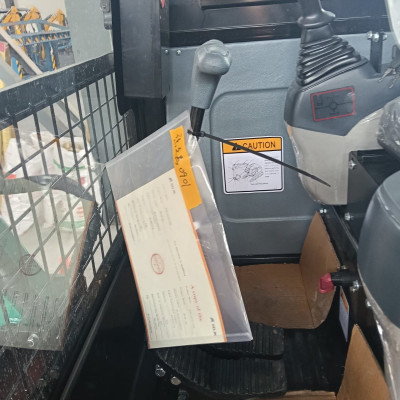 KOPARKA GĄSIENNICOWA 3,5T NOWA