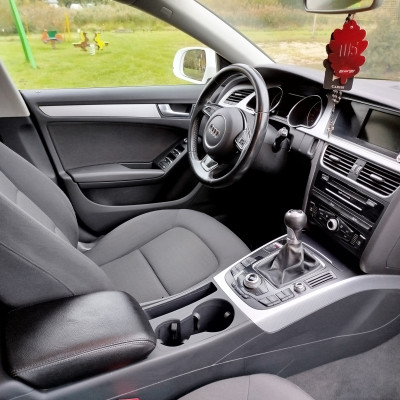 Sprzedam Audi A5 1.8 Benzyna 2016r