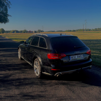Audi A4 Allroad 3.0 TDI DPF S tronic