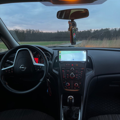 Opel astra J 1.6 115km
