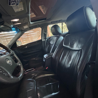 Cadillac DTS 4.6L V8