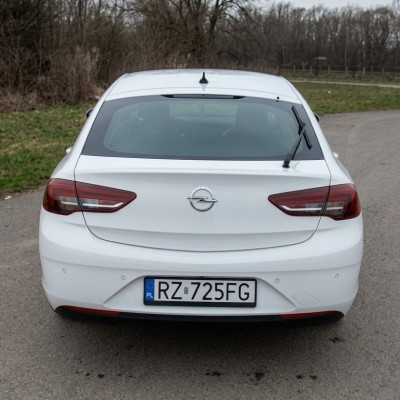 Sprzedam Opel Insignia Grand Sport.