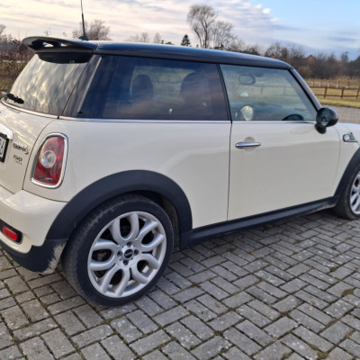 MINI Cooper S R56 Mayfair limitowana