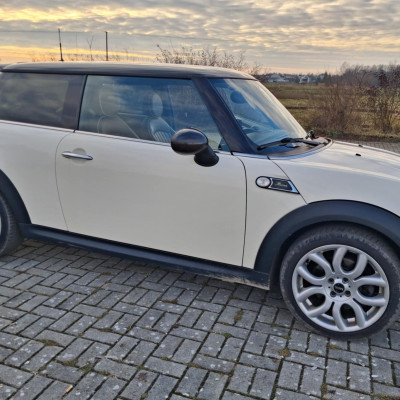 MINI Cooper S R56 Mayfair limitowana