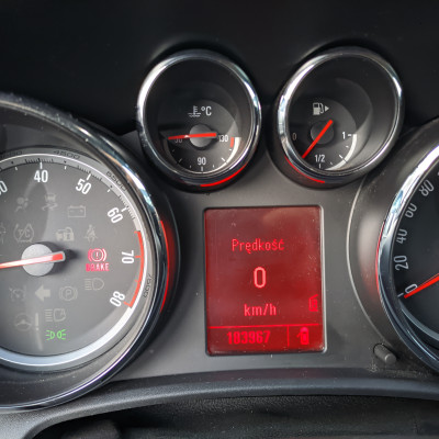 Opel Astra J, benzyna, 2011, 184k przebi