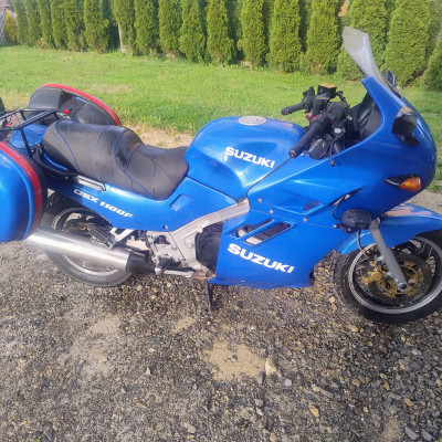 Suzuki gsx 1100f