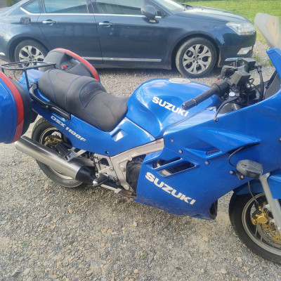 Suzuki gsx 1100f