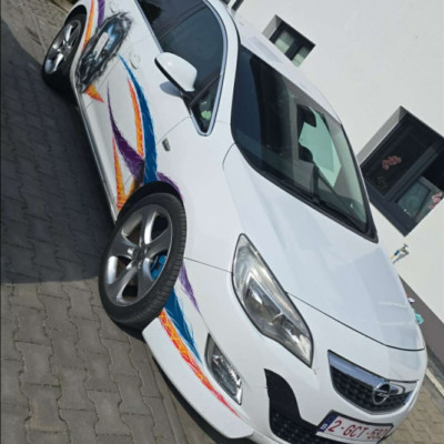 Opel astra j