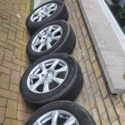 Opel astra j
