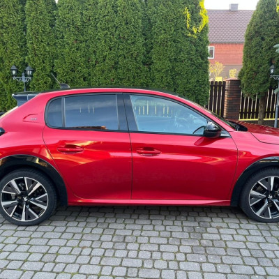 Peugeot 208 1.2 PureTech GT S&S EAT8