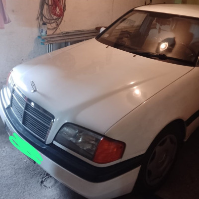 Mercedes C220D 1995 r.