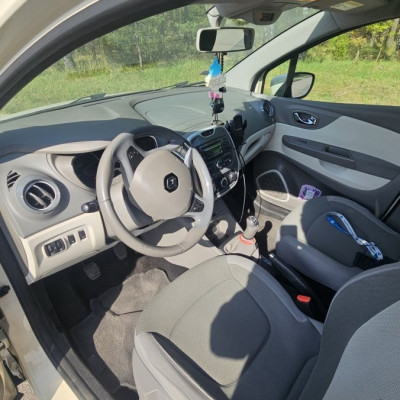 Renault Captur –2013r – czyste
