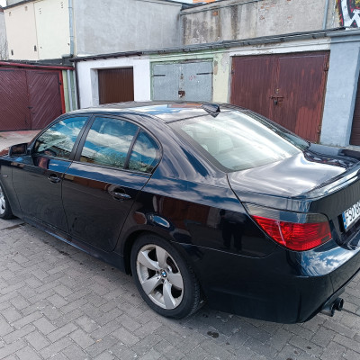 BMW Sedan Individual