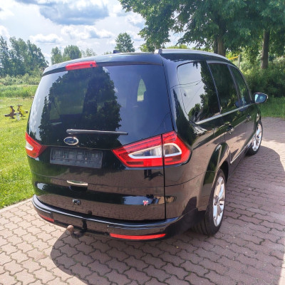 Ford Galaxy Platinum 2011 2.0 Benzyna 20