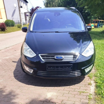 Ford Galaxy Platinum 2011 2.0 Benzyna 20