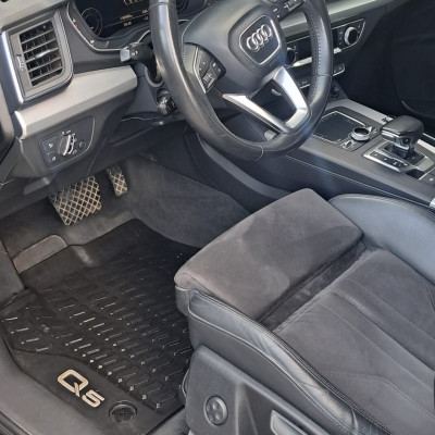 AUDI Q5 FY 2.0 TDI 190km