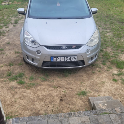 Bezawaryjny Ford SMax