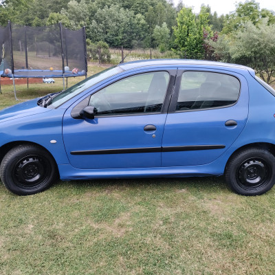 PEUGEOT 206 (LPG) 215tys.km