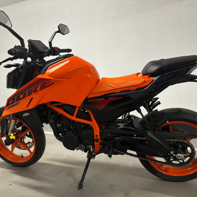 KTM Duke 390 2024