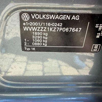 Volkswagen Golf V 1.9 TDI 105 KM 6-bieg