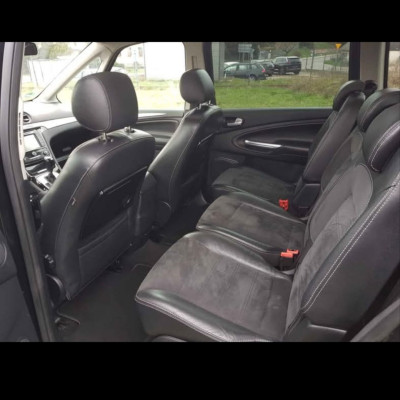 Ford Galaxy Platinum 2011 2.0 Benzyna 20
