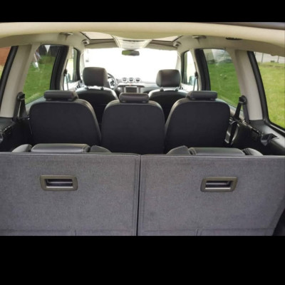 Ford Galaxy Platinum 2011 2.0 Benzyna 20
