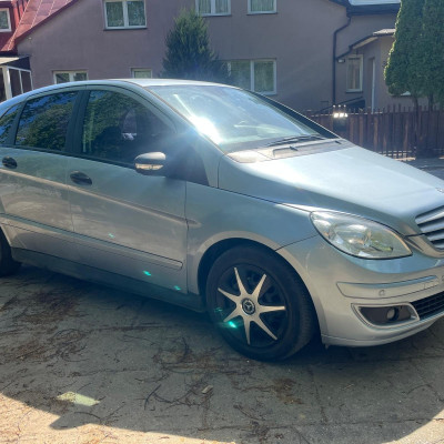 MERCEDES-BENZ KLASA B (W245) B 180 (245.